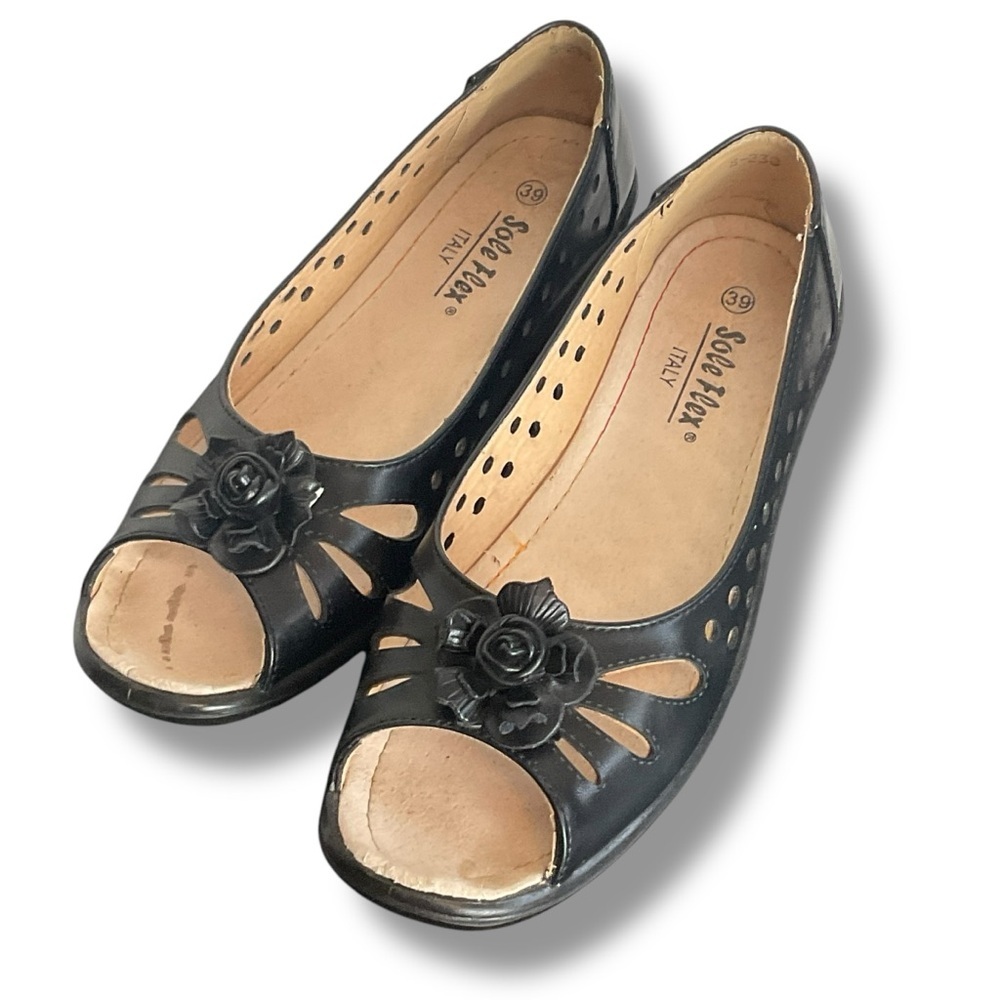 Sole Flex Italy Shoes Black Leather Flower Rose Comfort Flats Sandals Size 8.5